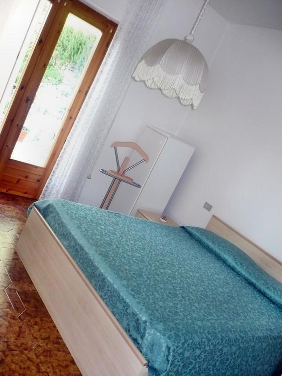 Appartamento Michela Brenzone sul Garda Værelse billede